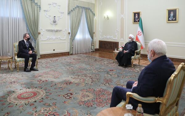 Министр иностранных дел Азербайджана Джейхун Байрамов встретился с президентом Ирана Хасаном Рухани - Sputnik Азербайджан