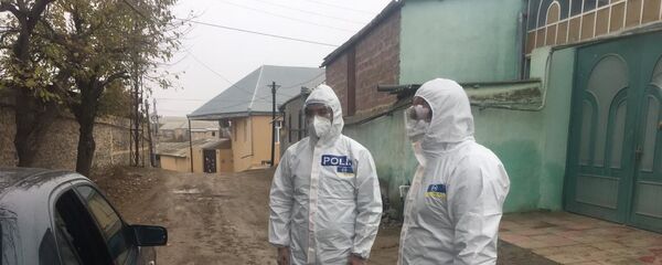 Evdən icazəsiz çıxan koronavirus xəstəsi - Sputnik Азербайджан