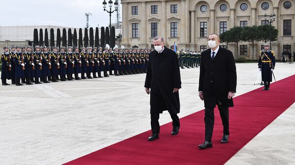 Церемония официальной встречи Президента Турецкой Республики Реджепа Тайипа Эрдогана, прибывшего с официальным визитом в Азербайджан - Sputnik Азербайджан