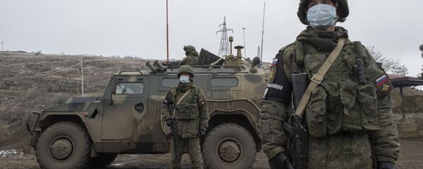 Блокпост российских миротворцев в Карабахе, фото из архива - Sputnik Азербайджан