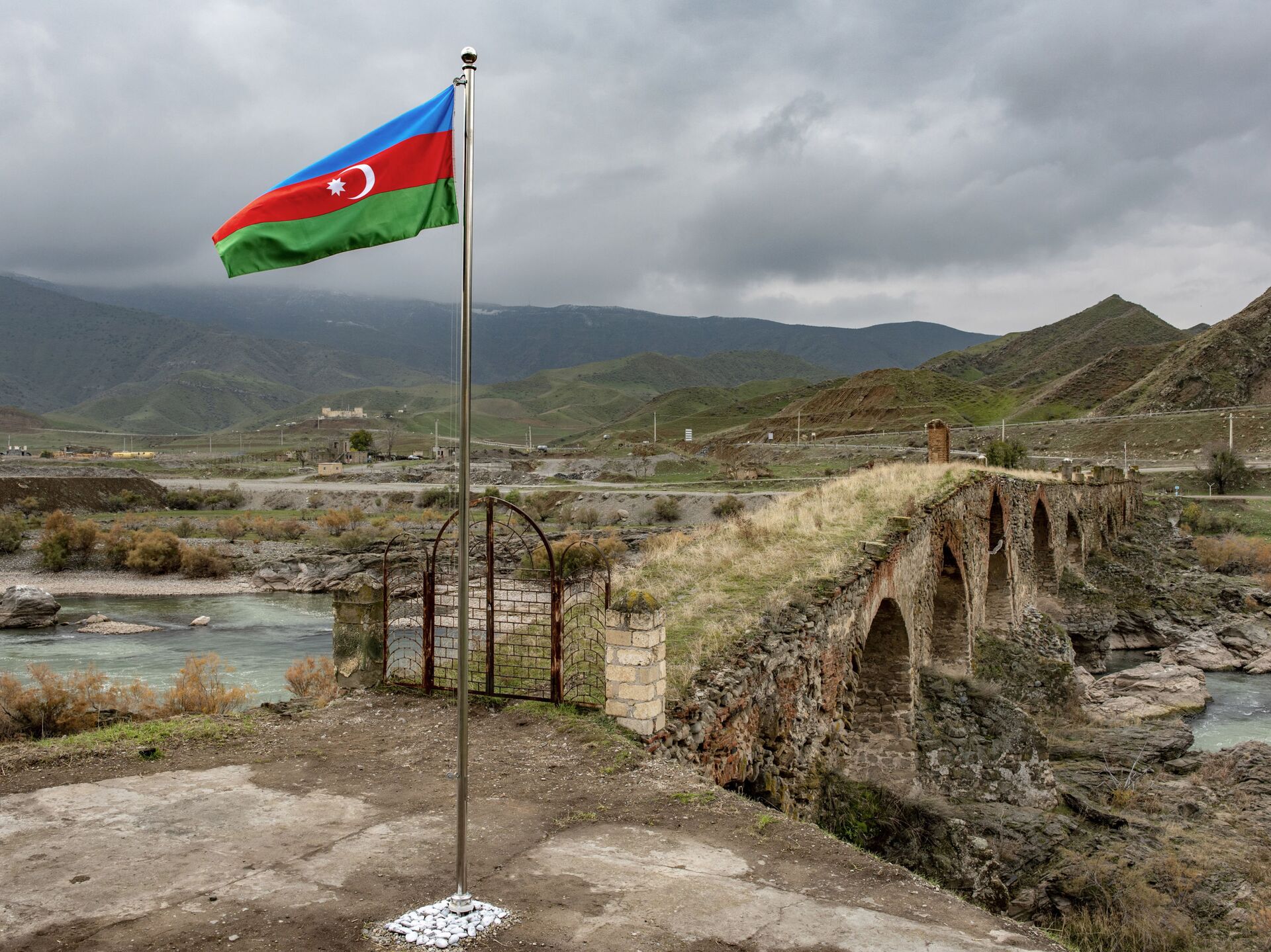 Только в азербайджане