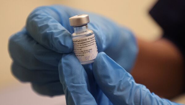 Вакцина от коронавируса, фото из архива - Sputnik Azərbaycan