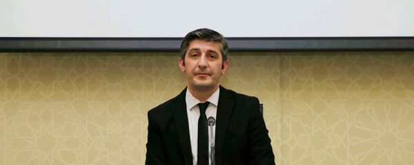 врач-инфекционист Центральной больницы нефтяников Фаррух Садиров. врач-инфекционист Центральной больницы нефтяников Фаррух Садиров. - Sputnik Азербайджан