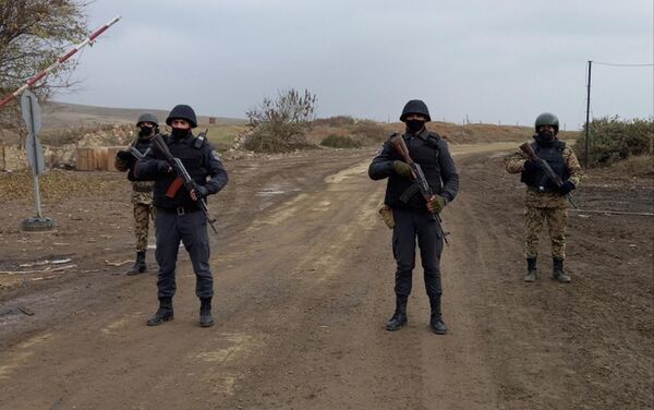 Сотрудники полиции и внутренних войск АР в Джебраиле - Sputnik Азербайджан