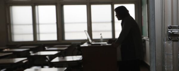 Дистанционное образование, фото из архива Дистанционное образование, фото из архива - Sputnik Азербайджан
