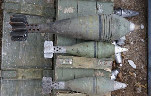 Боеприпасы на территории села Гияслы Агдамского района - Sputnik Азербайджан