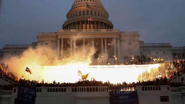 Взрыв у здания конгресса в Вашингтоне - Sputnik Азербайджан