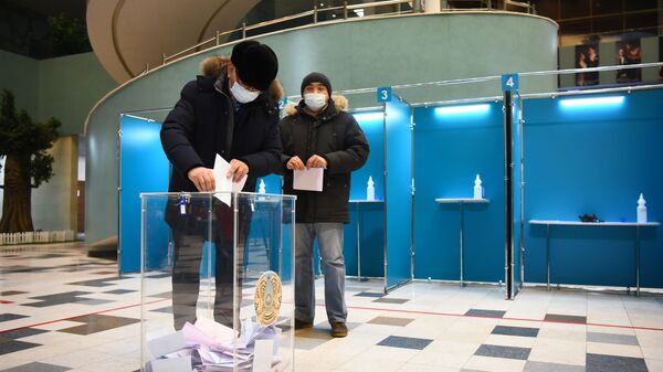 Парламентские выборы в Казахстане - Sputnik Azərbaycan