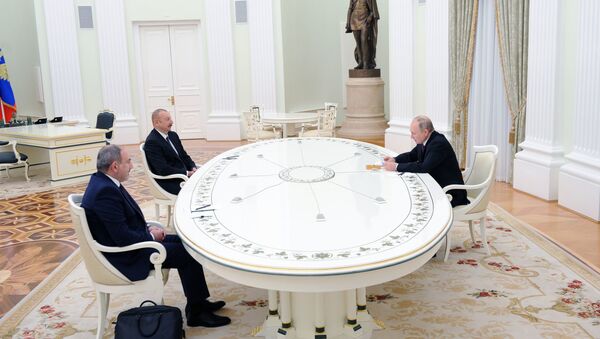 LIVE_СПУТНИК: Владимир Путин проводит трехсторонние переговоры по Нагорному Карабаху - Sputnik Азербайджан