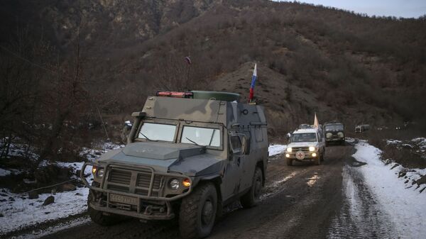 Российские миротворцы в Карабахе, фото из архива - Sputnik Azərbaycan