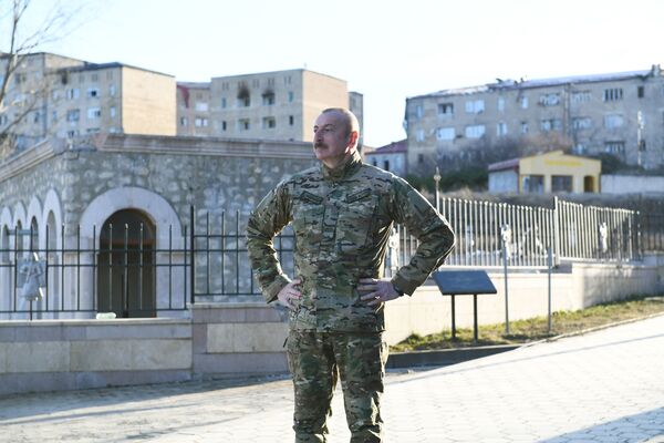 В Шуше была проведена совершенная операция - Ильхам Алиев В Шуше была проведена совершенная операция - Ильхам Алиев - Sputnik Азербайджан