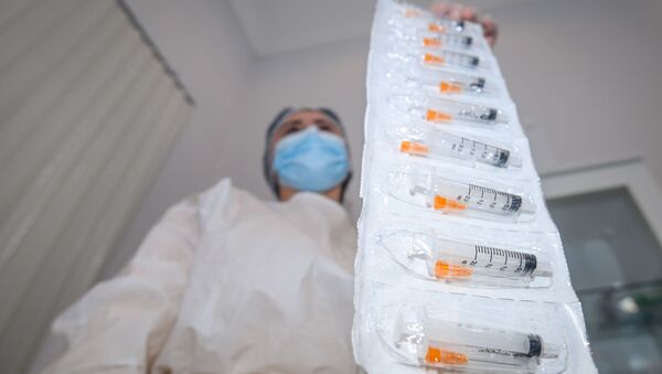 Вакцинация от коронавируса в Азербайджане - Sputnik Azərbaycan