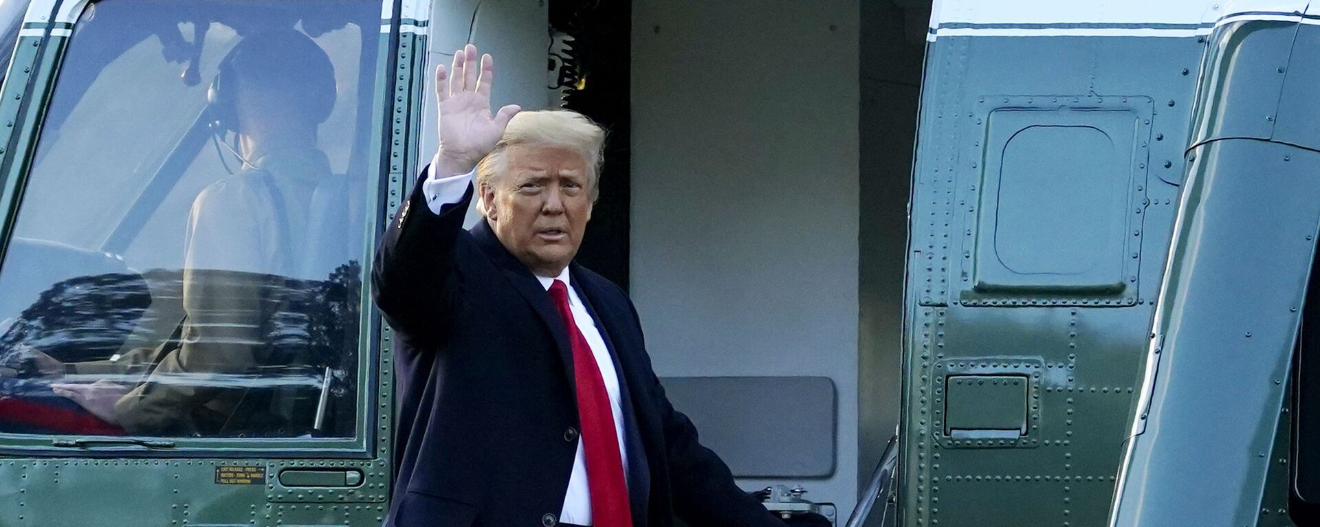 Дональд Трамп, фото из архива - Sputnik Азербайджан, 1920, 06.05.2025