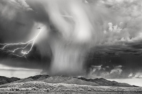 Снимок Nature's Fury фотографа Ken Sklute, победивший в категории Landscape конкурса 2nd Life in Another Light Photo Contest - Sputnik Азербайджан