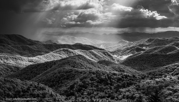 Снимок Caney Fork in Between Storms  фотографа John MacLean, победивший в категории Black & White конкурса 2nd Life in Another Light Photo Contest - Sputnik Азербайджан