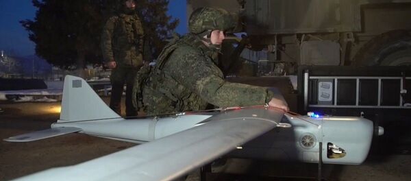 Российские военнослужащие готовятся к работе в совместном Российско-Турецком центре Российские военнослужащие готовятся к работе в совместном Российско-Турецком центре - Sputnik Азербайджан