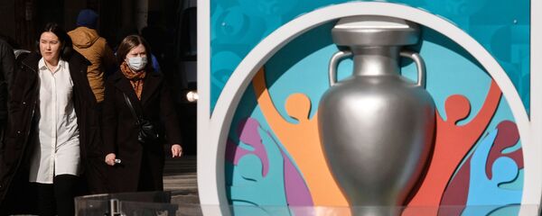 Чемпионат Европы по футболу перенесён на 2021 год - Sputnik Азербайджан