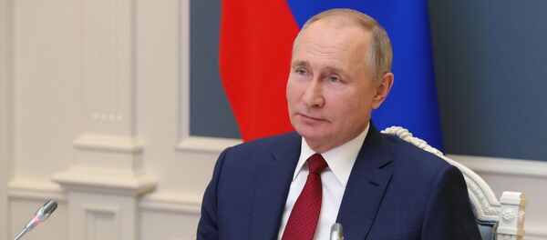 Президент РФ В. Путин выступил на сессии онлайн-форума Давосская повестка дня 2021 Президент РФ В. Путин выступил на сессии онлайн-форума Давосская повестка дня 2021 - Sputnik Азербайджан