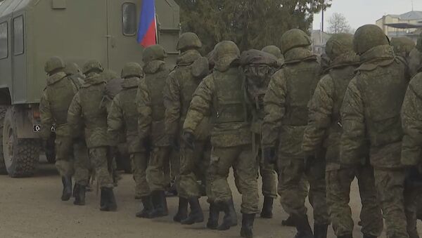 Российские военнослужащие приступили к совершению марша в район развертывания совместного российско-турецкого - Sputnik Azərbaycan