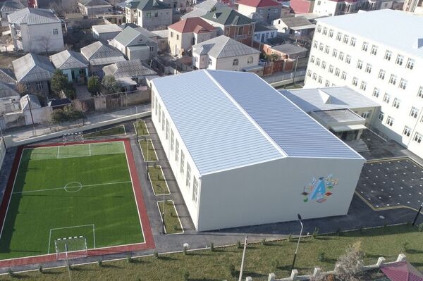 Школа-лицей номер три в Хырдалане - Sputnik Азербайджан