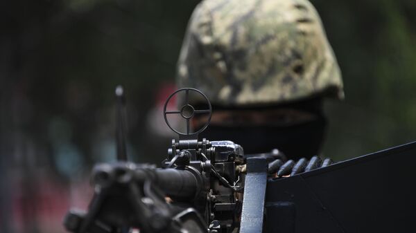 Солдат с пулеметом, фото из архива - Sputnik Азербайджан