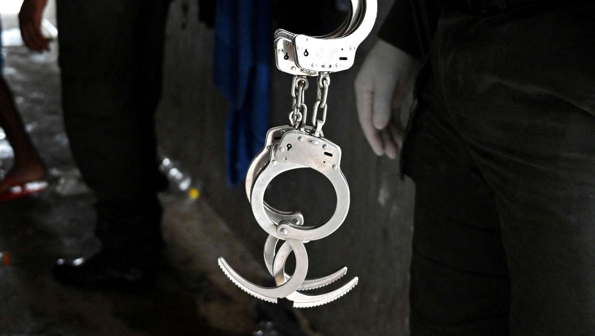 Адреналин тнт. 24 часа в наручниках адреналин хаус. Джейсон стэтхэм адреналин 2006. Двадцать четыре часа в наручниках челлендж. 24 часа в наручниках адреналин хаус.