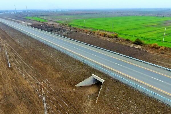 Новый автомобильный мост через реку Кура - Sputnik Азербайджан
