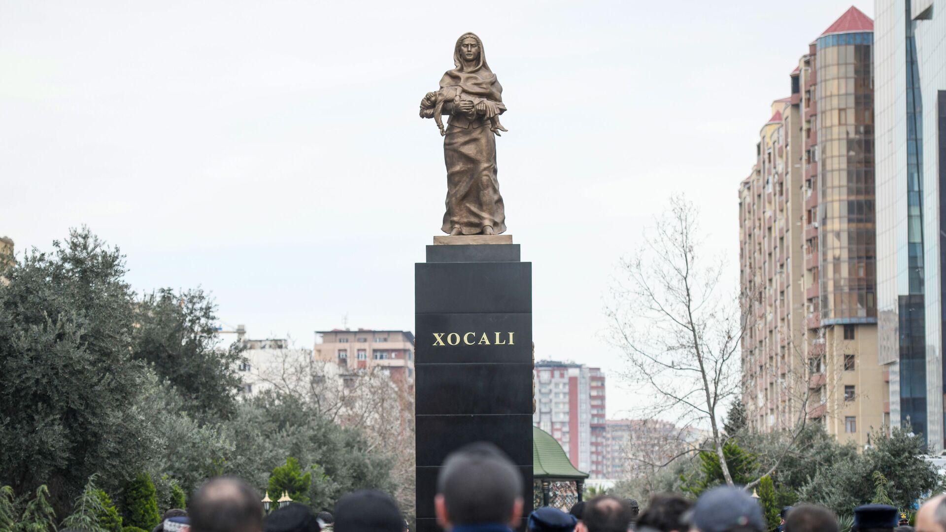 Памятник жертвам Ходжалинской резни  - Sputnik Азербайджан, 1920, 25.02.2022
