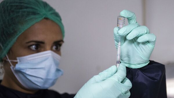 Вакцина CoronaVac компании Sinovac Biotech, фото из архива - Sputnik Азербайджан