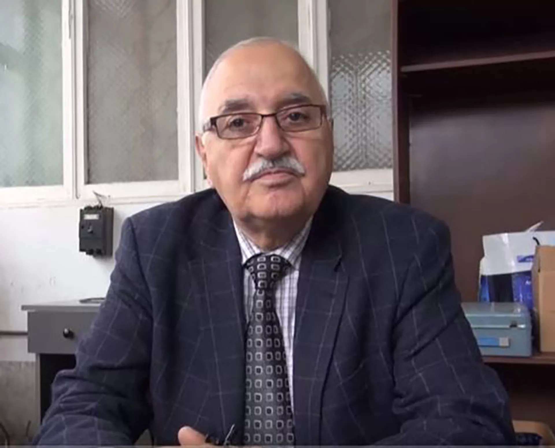 Kommunal xidmətlər üzrə mütəxəssis Nüsrət Qasımov - Sputnik Azərbaycan, 1920, 07.04.2022