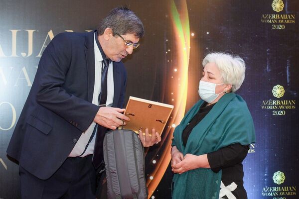 Azerbaijan Woman Awards mükafatlandırma mərasimi  - Sputnik Азербайджан