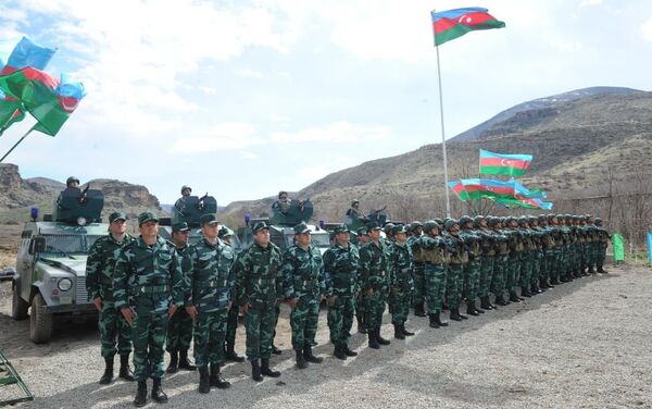 Новая воинская часть на границе Азербайджана с Арменией - Sputnik Азербайджан