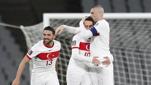 Футболисты сборной Турции - Sputnik Azərbaycan