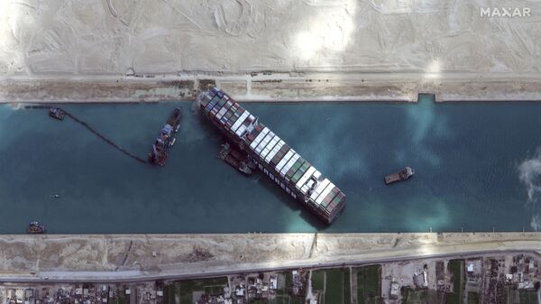 Süveyş kanalında “Ever Given” konteyner gəmisi  - Sputnik Азербайджан