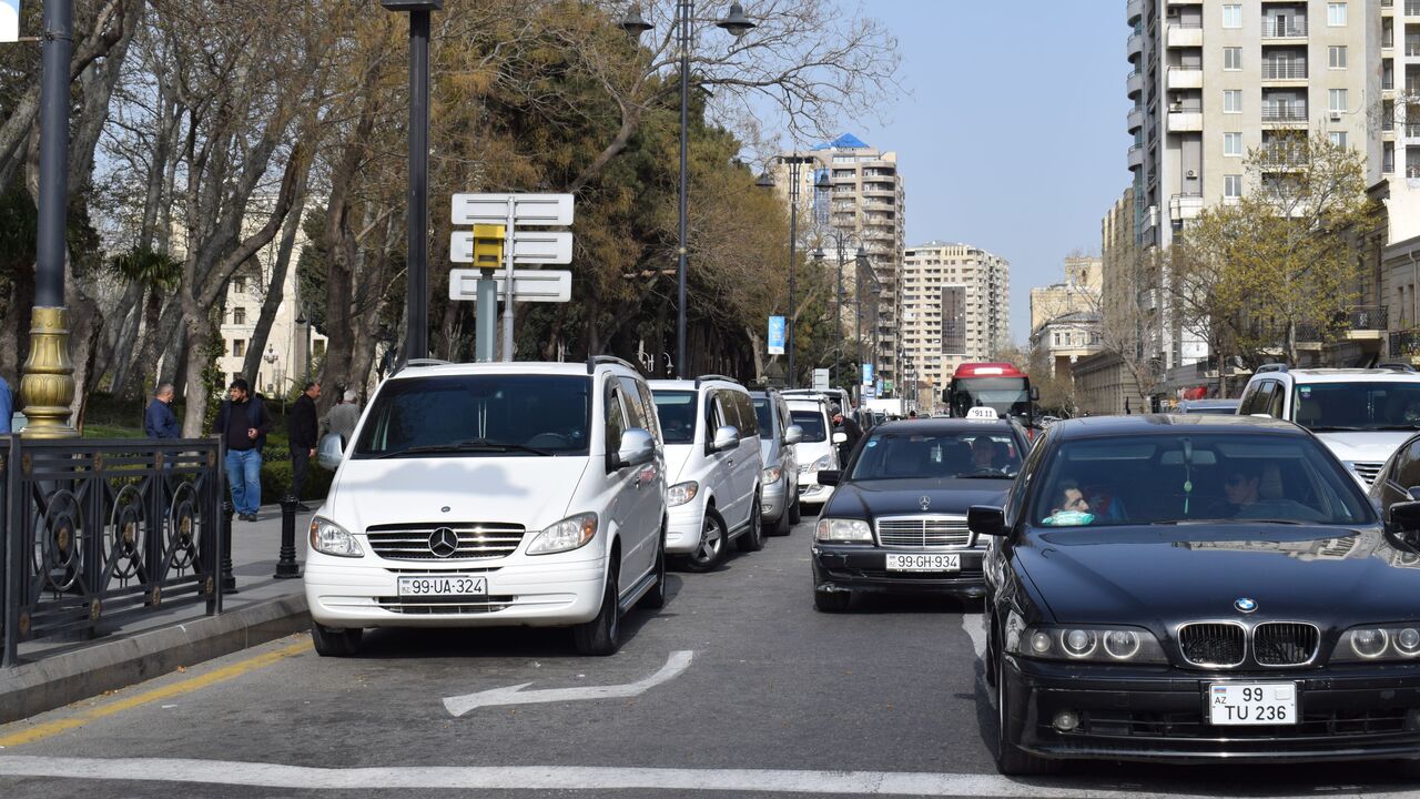 БТА обещает разобраться с незаконными автостоянками