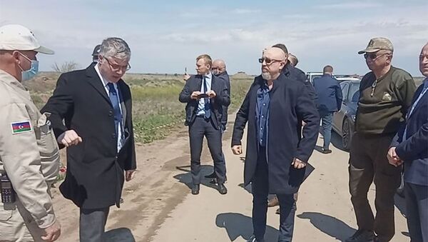 Делегация во главе с заместителем премьер-министра Украины Алексеем Резниковым посетила Агдам - Sputnik Азербайджан