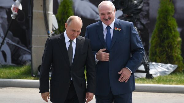 Президент РФ Владимир Путин и президент Белоруссии Александр Лукашенко, фото из архива - Sputnik Азербайджан