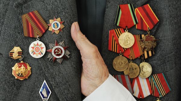 İkinci Dünya müharibəsi veteranının orden və medalları - Sputnik Azərbaycan