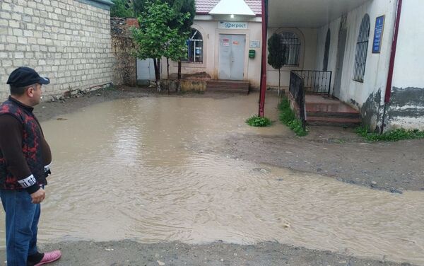 Последствие проливных дождей в Гяндже - Sputnik Азербайджан