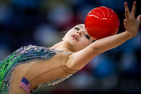 Американская гимнастка Эвита Грискенас - Sputnik Азербайджан