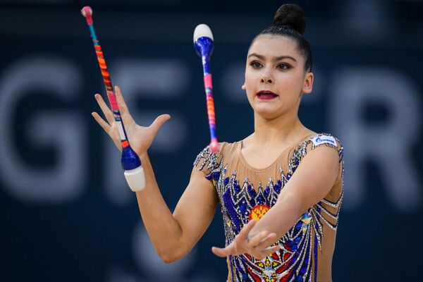 Российская гимнастка Лала Крамаренко - Sputnik Азербайджан