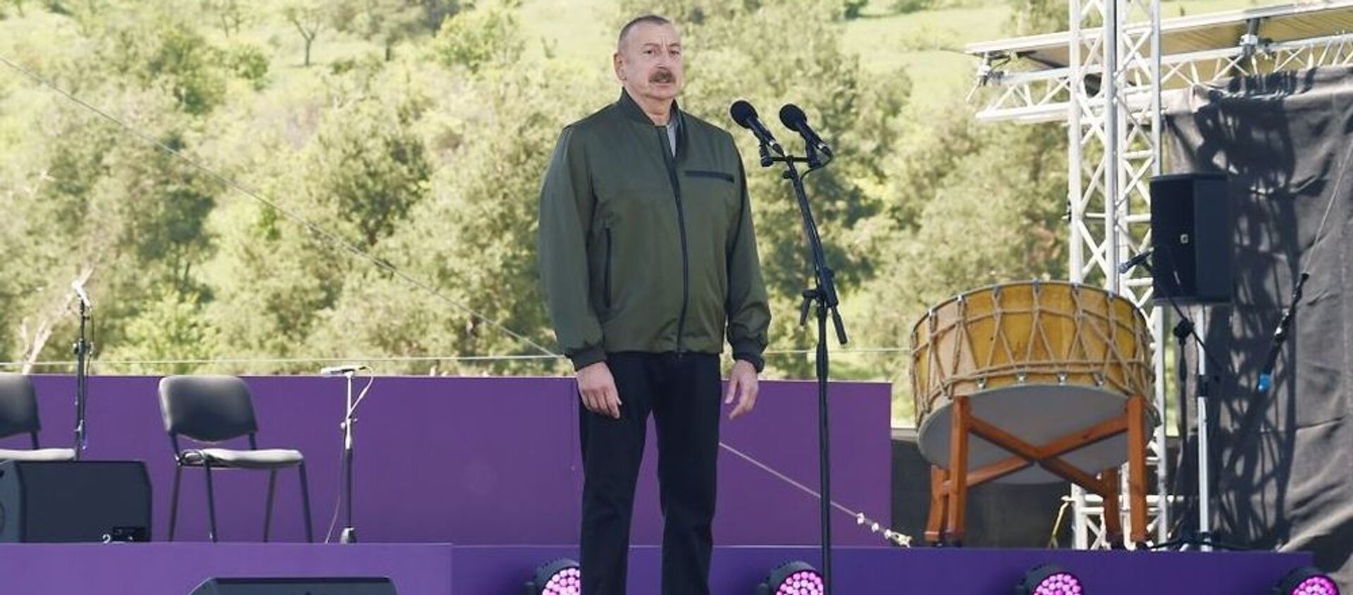 Президент Ильхам Алиев в Шуше - Sputnik Azərbaycan, 1920, 12.05.2021