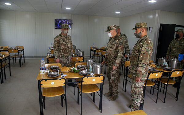 Министр обороны Закир Гасанов принял участие в открытии воинских частей на освобожденных территориях - Sputnik Азербайджан
