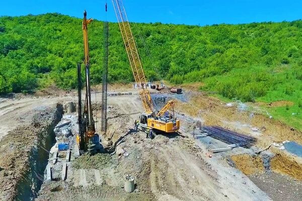 Строительство участка автодороги Баку-Шамахы-Муганлы-Исмаиллы-Габала - Sputnik Азербайджан