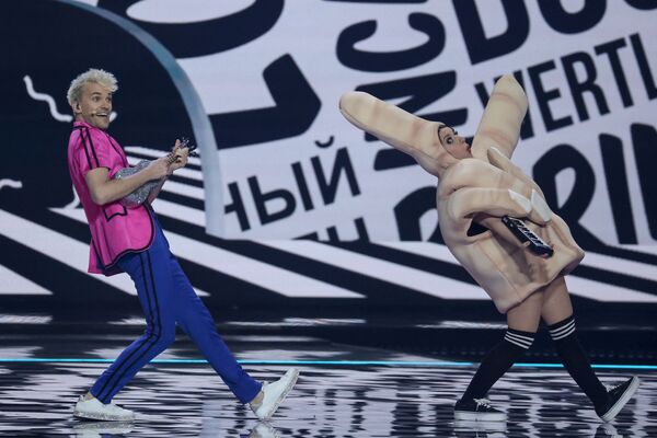 Йендрик из Германии в финале международного конкурса Евровидение-2021 - Sputnik Азербайджан