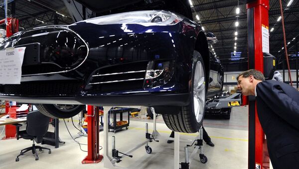 Сборка автомобилей Tesla, фото из архива - Sputnik Азербайджан