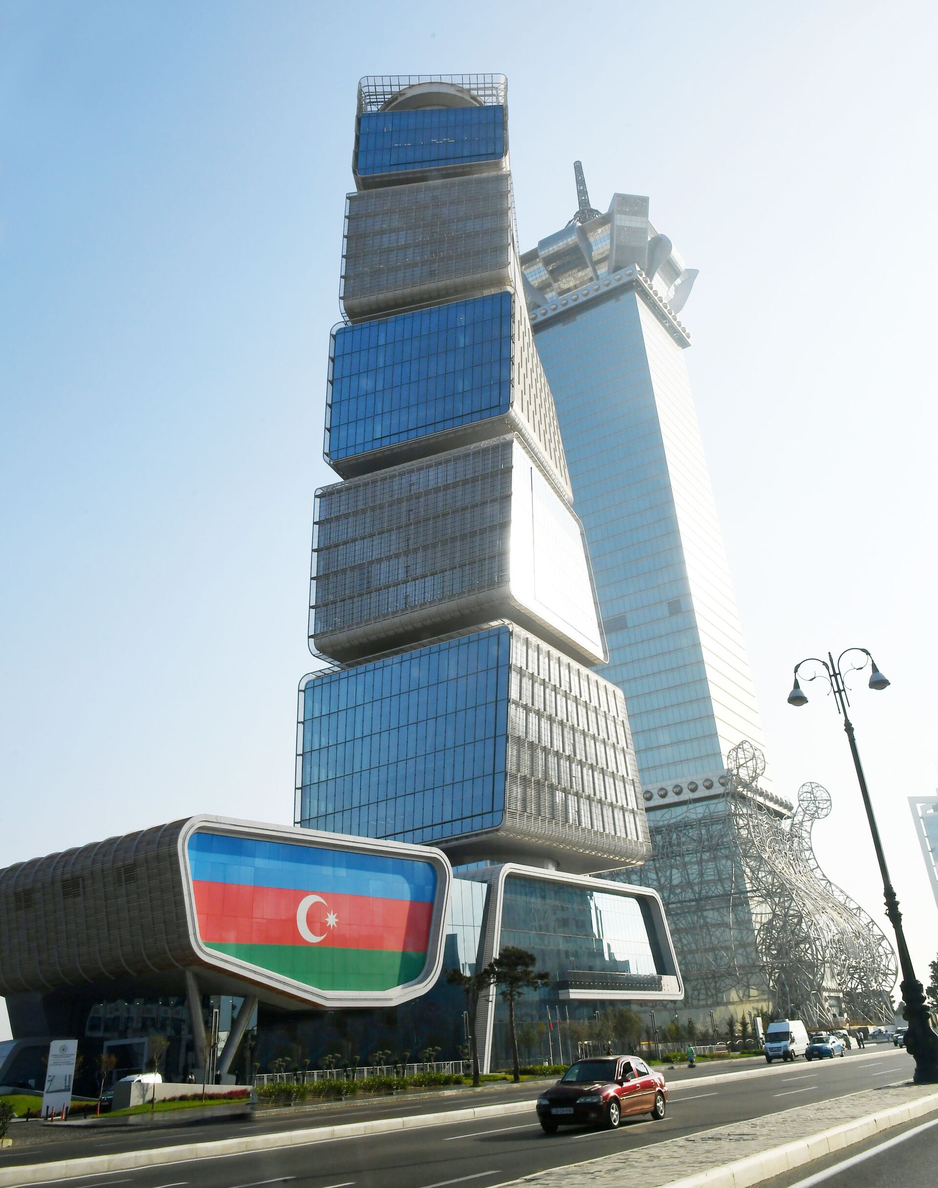 Кубы из офисных этажей: как выглядит новое здание Минэкономики АР - фото - Sputnik Азербайджан, 1920, 29.05.2021