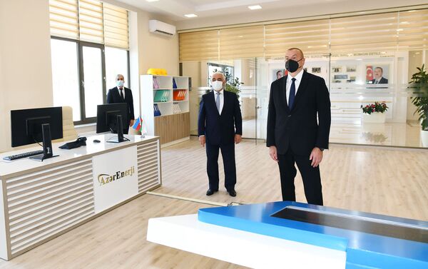 Президент Ильхам Алиев принял участие в открытии подстанции Бинагади - Sputnik Азербайджан