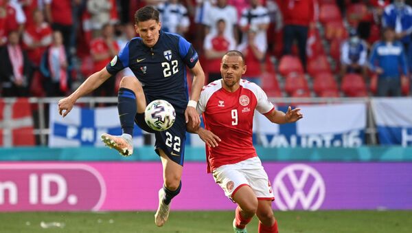 Игровой момент матча Дания - Финляндия - Sputnik Азербайджан