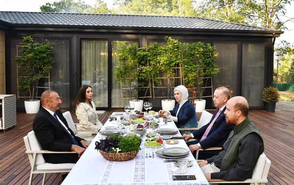 Встреча президентов Азербайджана Ильхама Алиева и Турции Реджепа Тайипа Эрдогана в Шуше, 15 июня 2021 года - Sputnik Азербайджан